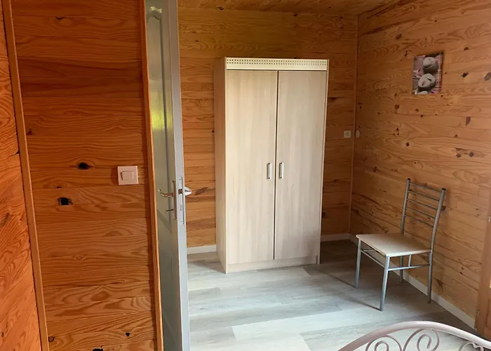 Le Chant Des Oiseaux Bed & Breakfast Nibas